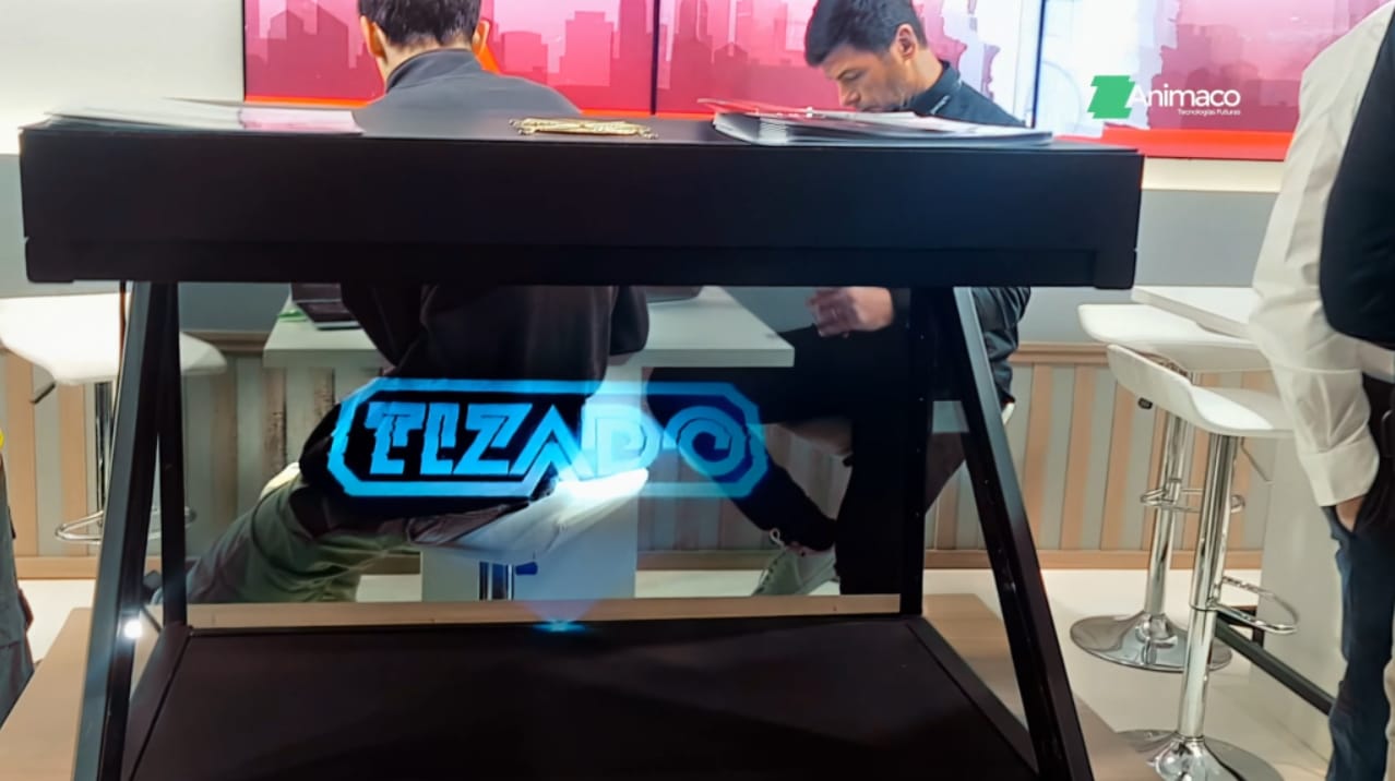 Presentadora holográfica en InnovatiBA